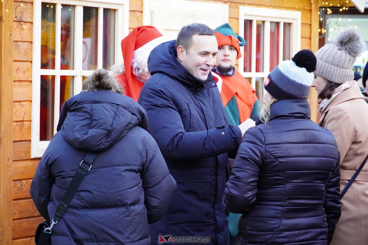 Wigilia miejska 2023 w Ostrołęce [23.12.2023] - zdjęcie #40 - eOstroleka.pl