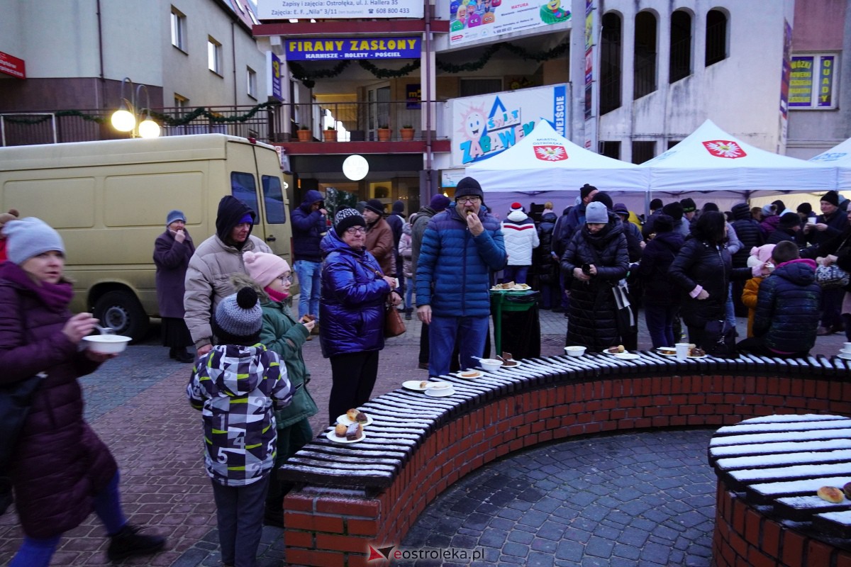 Wigilia miejska 2023 w Ostrołęce [23.12.2023] - zdjęcie #31 - eOstroleka.pl