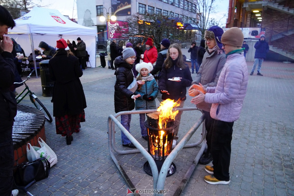 Wigilia miejska 2023 w Ostrołęce [23.12.2023] - zdjęcie #16 - eOstroleka.pl