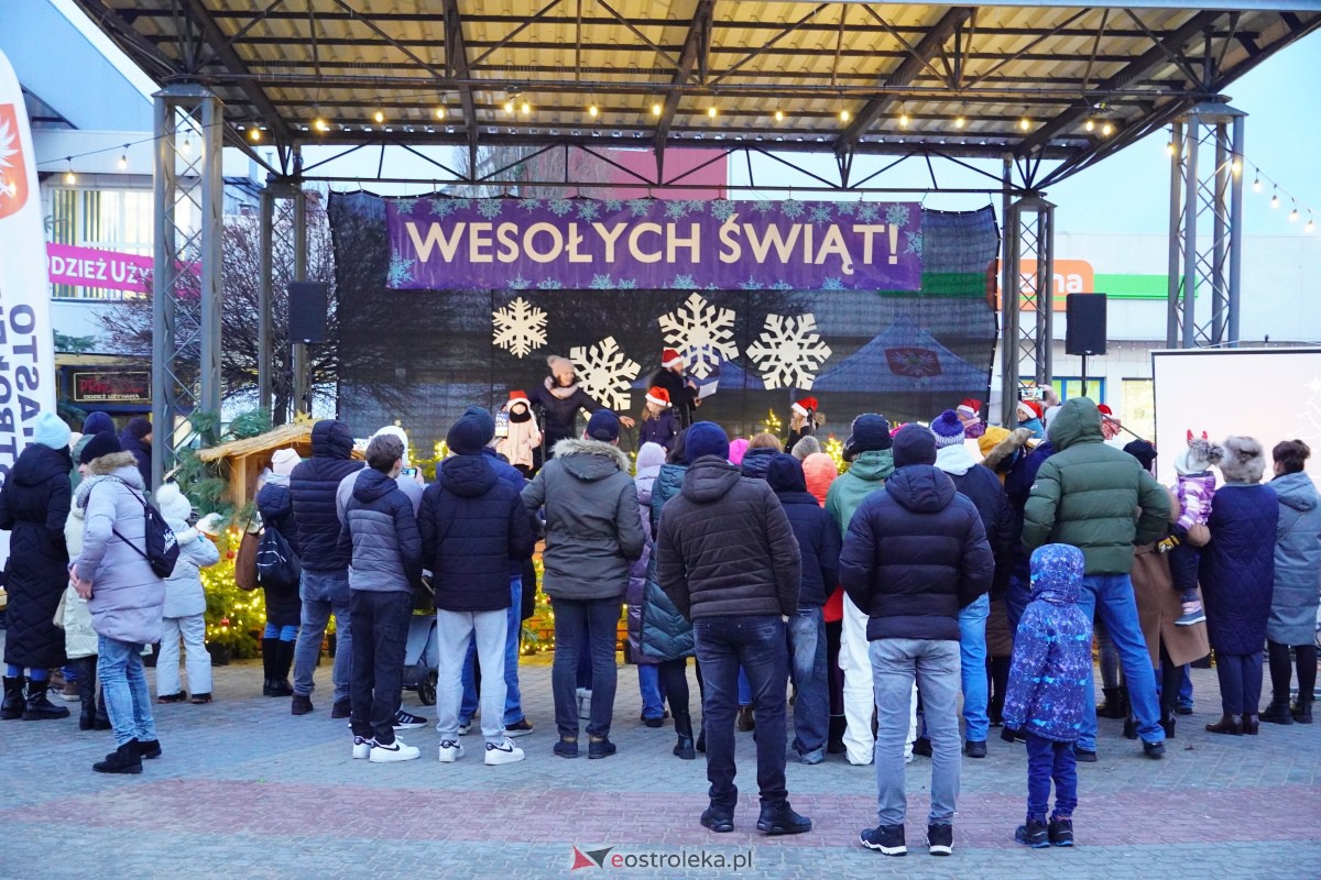 Wigilia miejska 2023 w Ostrołęce [23.12.2023] - zdjęcie #13 - eOstroleka.pl