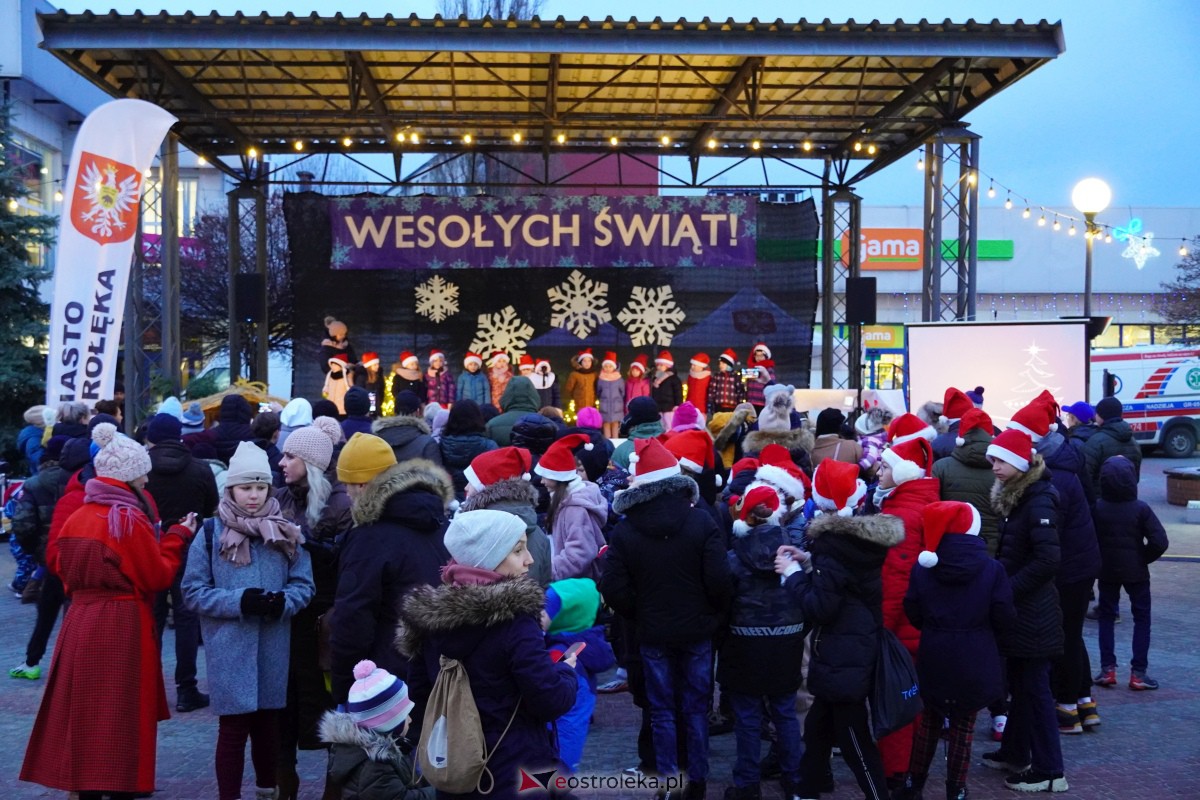 Wigilia miejska 2023 w Ostrołęce [23.12.2023] - zdjęcie #7 - eOstroleka.pl
