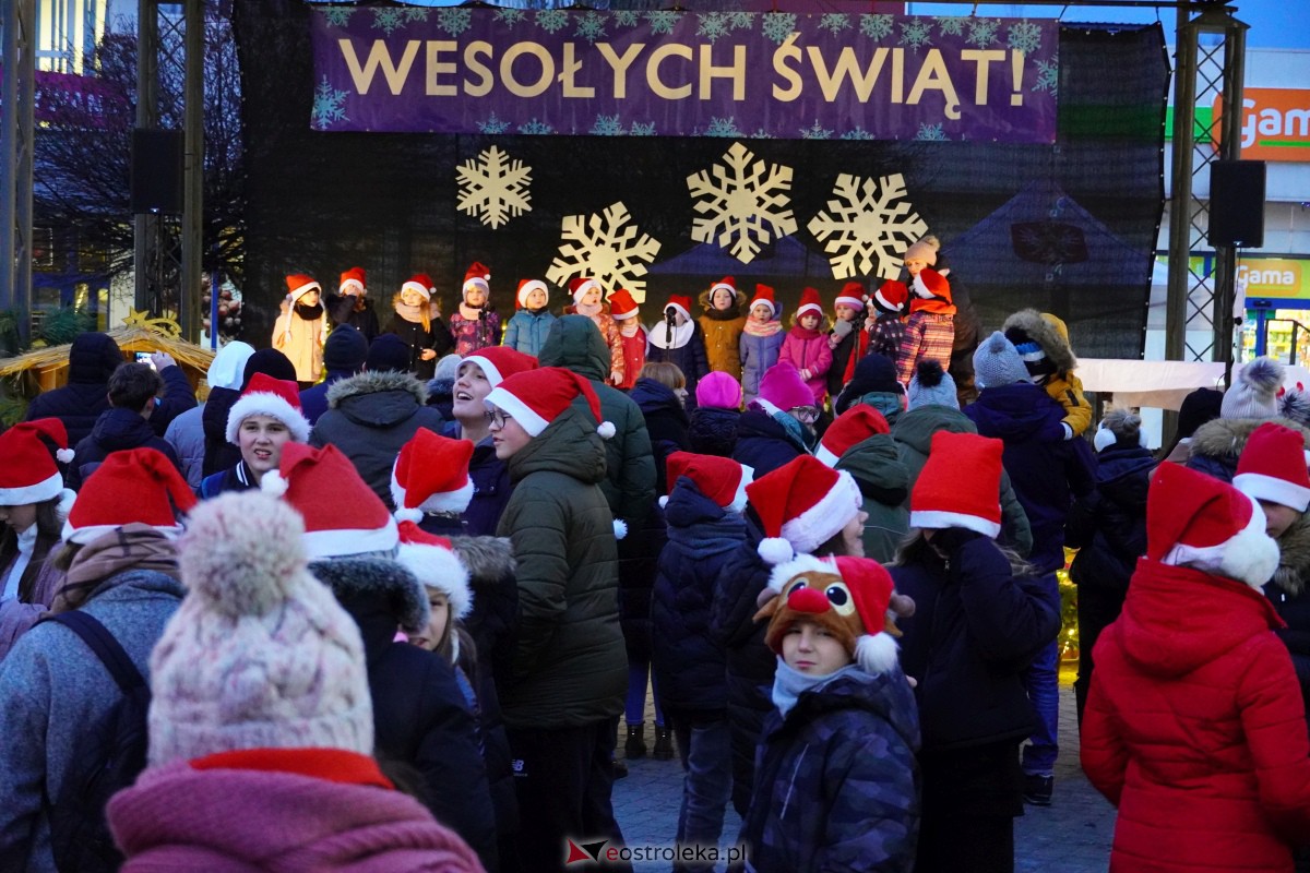 Wigilia miejska 2023 w Ostrołęce [23.12.2023] - zdjęcie #6 - eOstroleka.pl