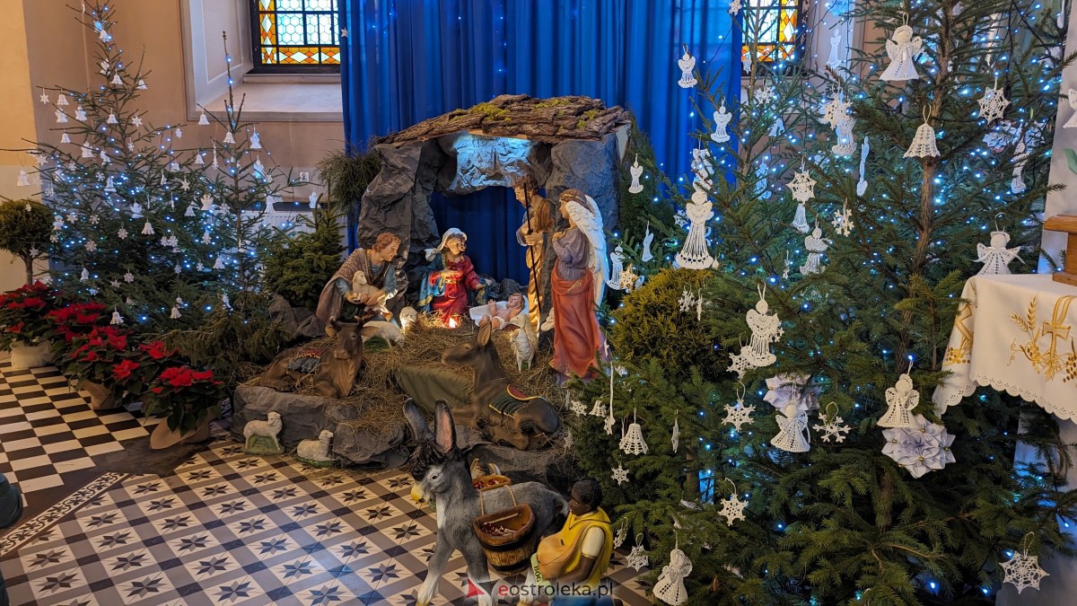 Szopki Bożonarodzeniowe w ostrołęckich kościołach [25.12.2023] - zdjęcie #47 - eOstroleka.pl