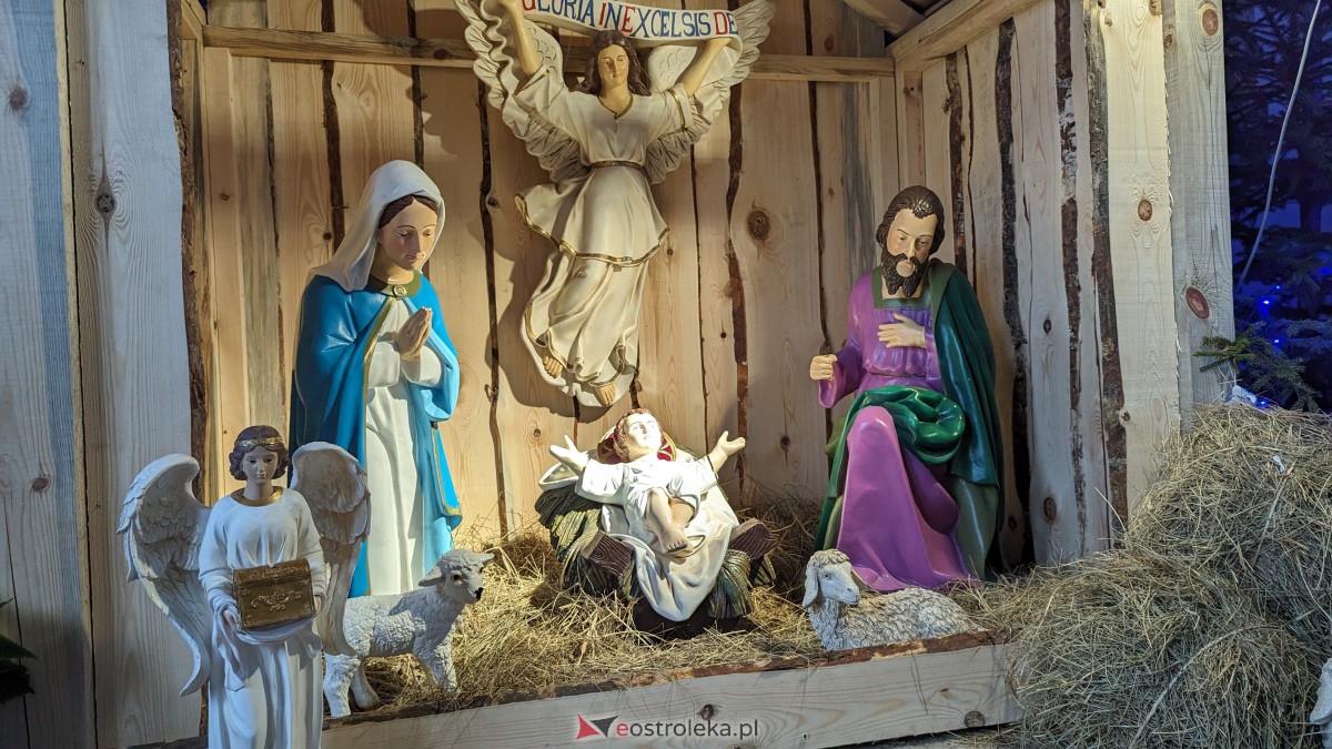 Szopki Bożonarodzeniowe w ostrołęckich kościołach [25.12.2023] - zdjęcie #8 - eOstroleka.pl