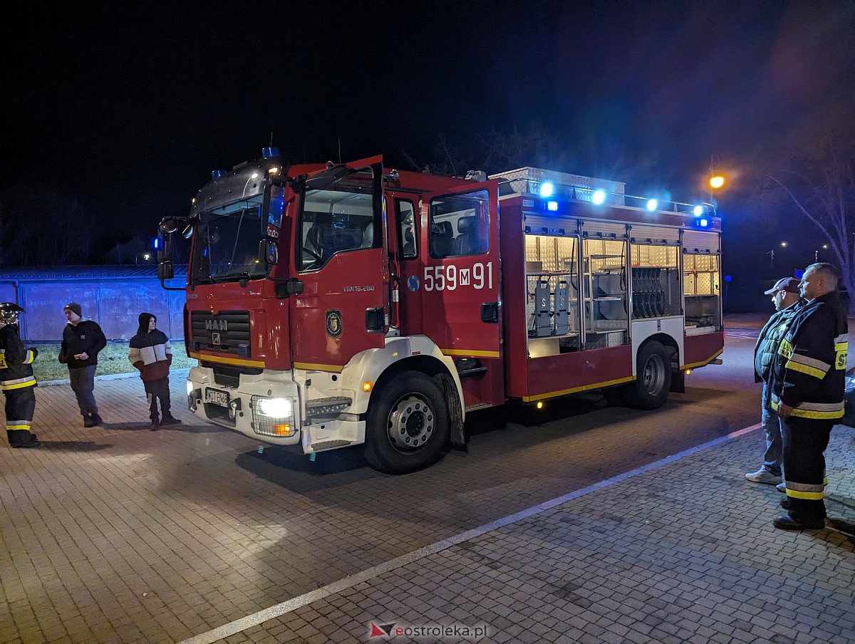 Nowy wóz strażacki OSP Ostrołęka [27.12.2023] - zdjęcie #13 - eOstroleka.pl