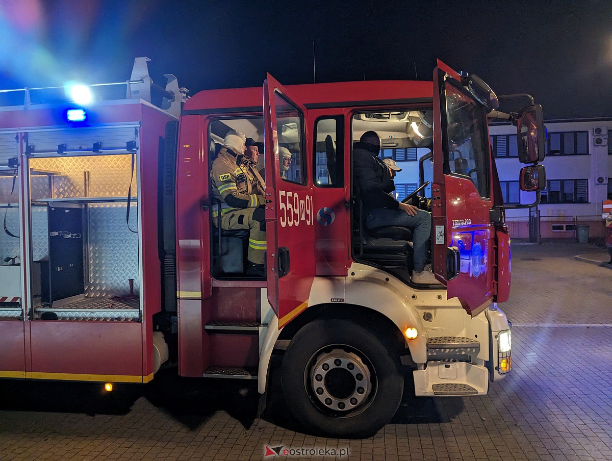 Nowy wóz strażacki OSP Ostrołęka [27.12.2023] - zdjęcie #19 - eOstroleka.pl