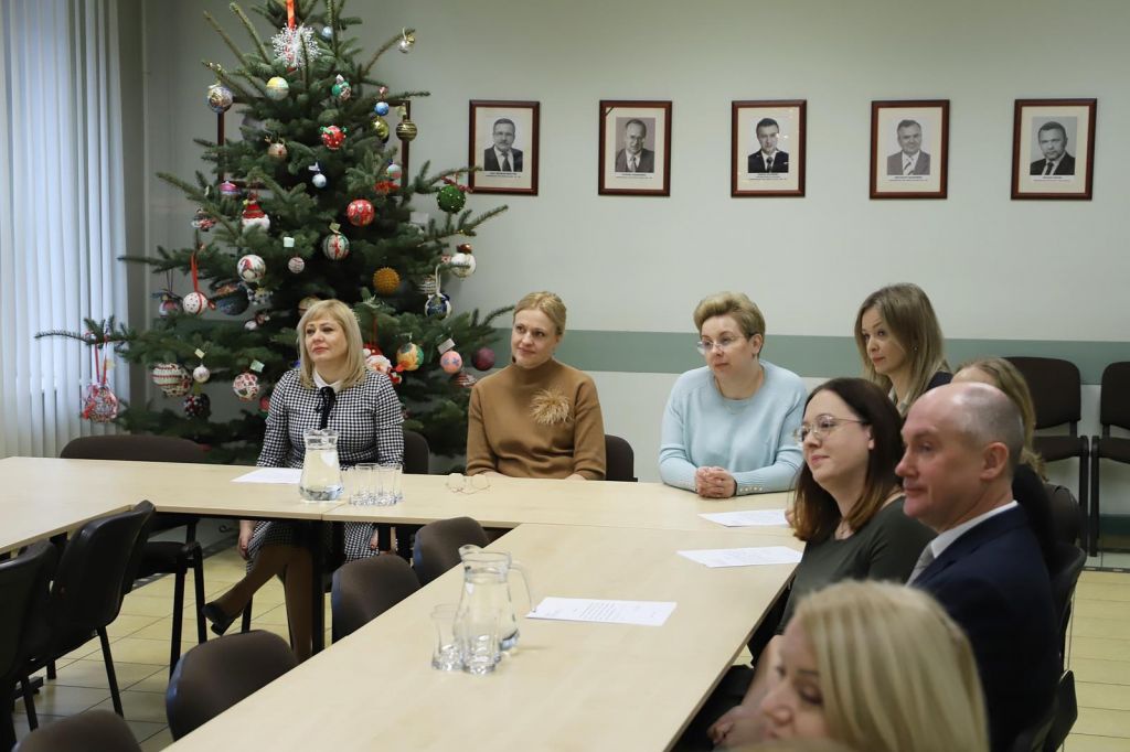 Awans zawodowy nauczycieli z ostrołęckich placówek oświatowych - zdjęcie #11 - eOstroleka.pl