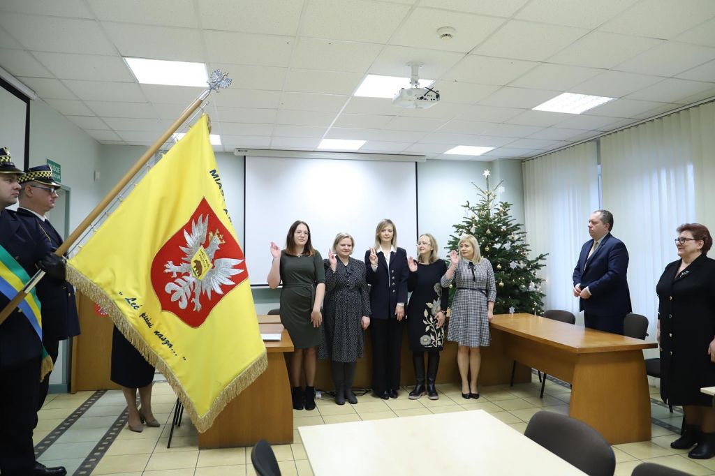 Awans zawodowy nauczycieli z ostrołęckich placówek oświatowych - zdjęcie #8 - eOstroleka.pl