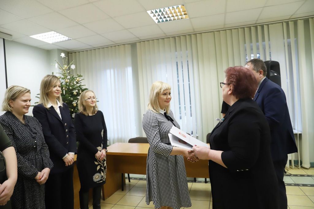 Awans zawodowy nauczycieli z ostrołęckich placówek oświatowych - zdjęcie #6 - eOstroleka.pl