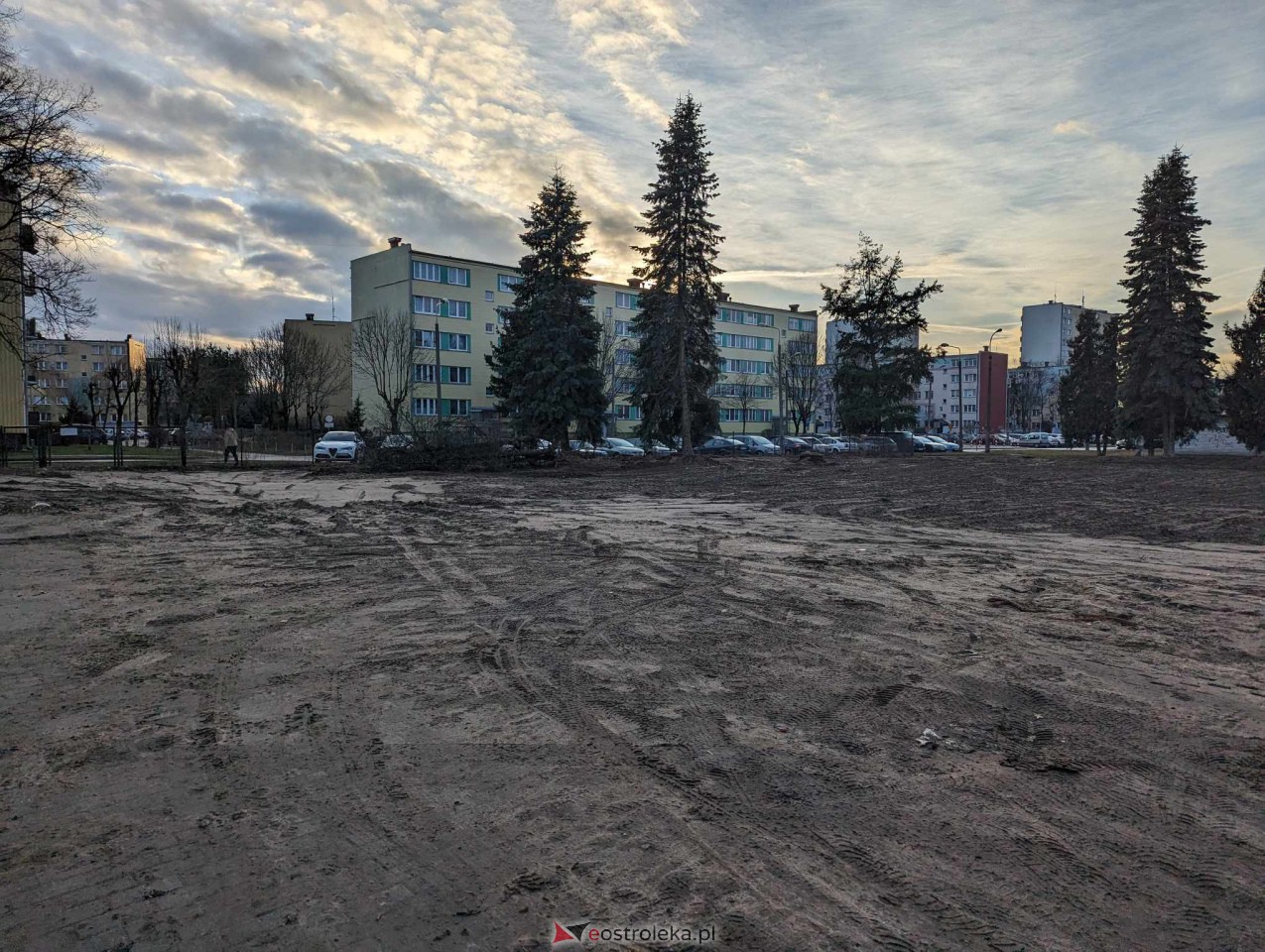 Tu był kiedyś stary basen w Ostrołęce [29.12.2023] - zdjęcie #2 - eOstroleka.pl