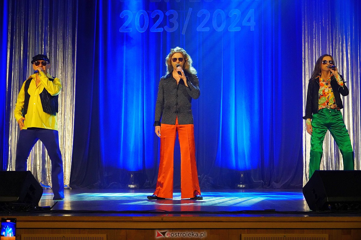 Sylwester w OCK [31.12.2023] - zdjęcie #69 - eOstroleka.pl