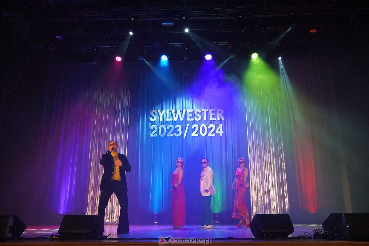 Sylwester w OCK [31.12.2023] - zdjęcie #18 - eOstroleka.pl