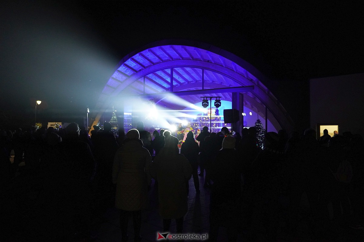 Sylwester w Troszynie [31.12.2023] - zdjęcie #108 - eOstroleka.pl