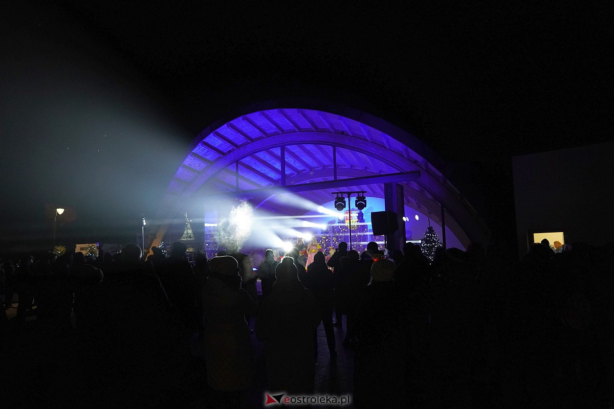 Sylwester w Troszynie [31.12.2023] - zdjęcie #104 - eOstroleka.pl