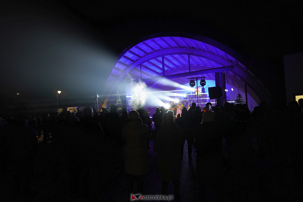 Sylwester w Troszynie [31.12.2023] - zdjęcie #102 - eOstroleka.pl