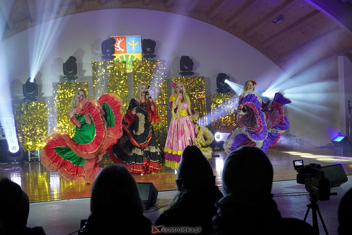 Sylwester w Troszynie [31.12.2023] - zdjęcie #138 - eOstroleka.pl