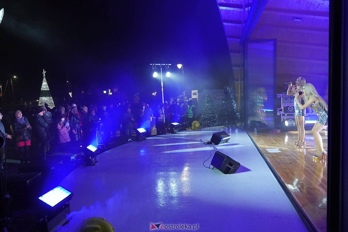 Sylwester w Troszynie [31.12.2023] - zdjęcie #19 - eOstroleka.pl