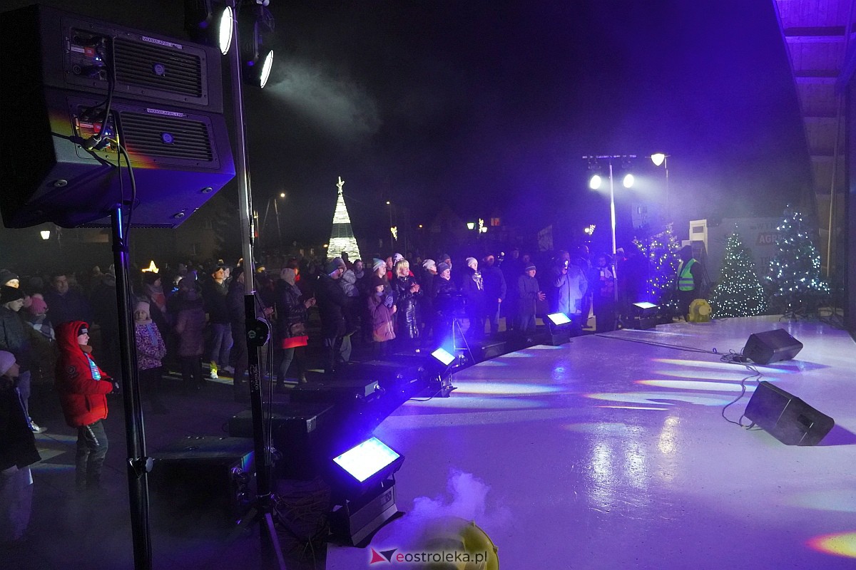 Sylwester w Troszynie [31.12.2023] - zdjęcie #15 - eOstroleka.pl