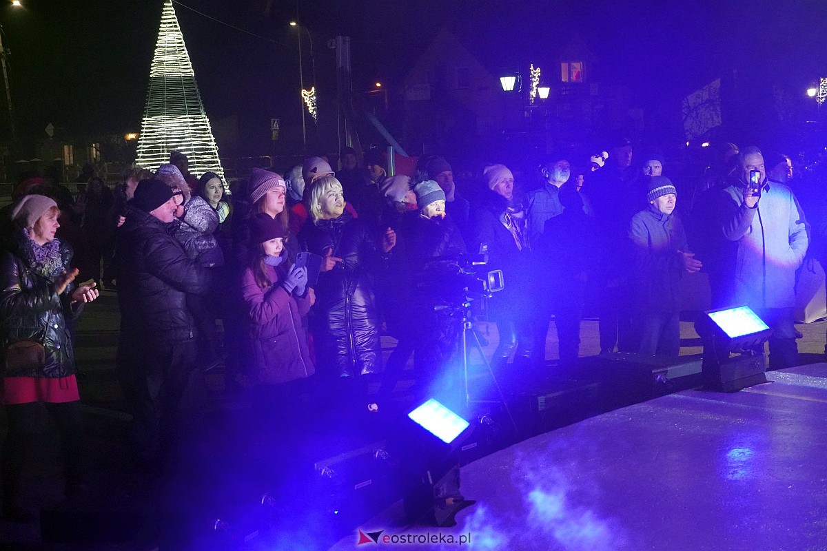 Sylwester w Troszynie [31.12.2023] - zdjęcie #11 - eOstroleka.pl