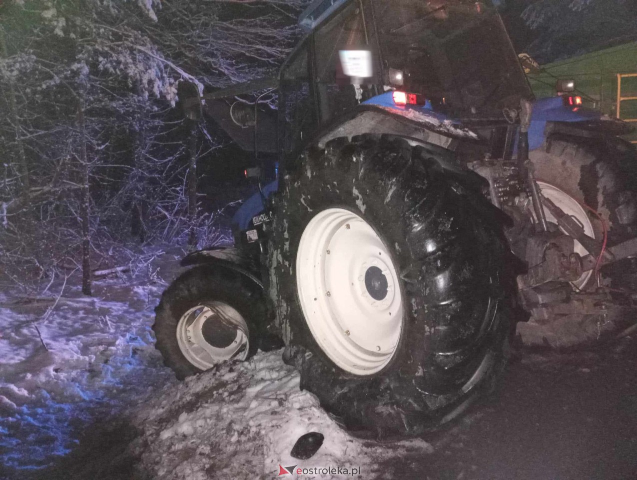 Wypadek w Michałowie [03.01.2024] - zdjęcie #13 - eOstroleka.pl