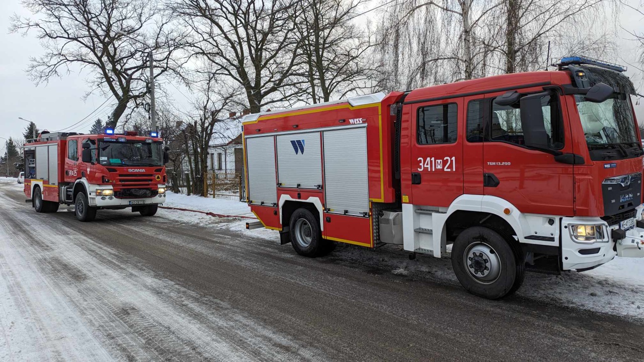 Pożar przy ulicy Kolejowej w Ostrołęce [05.01.2024] - zdjęcie #3 - eOstroleka.pl