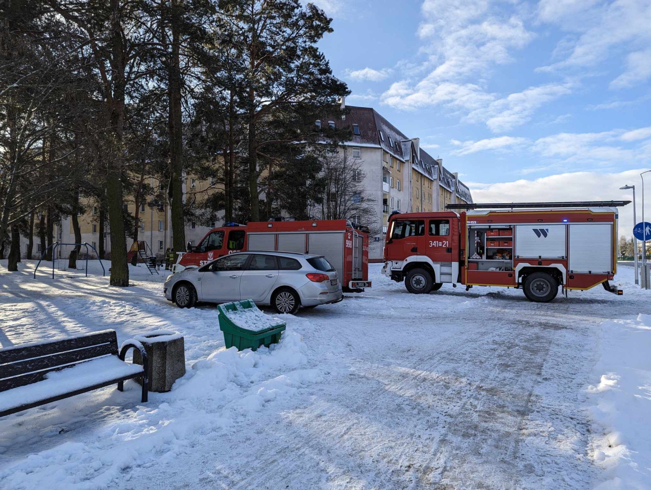 Strażacka akcja przy ulicy Żebrowskiego w Ostrołęce [05.01.2024] - zdjęcie #4 - eOstroleka.pl