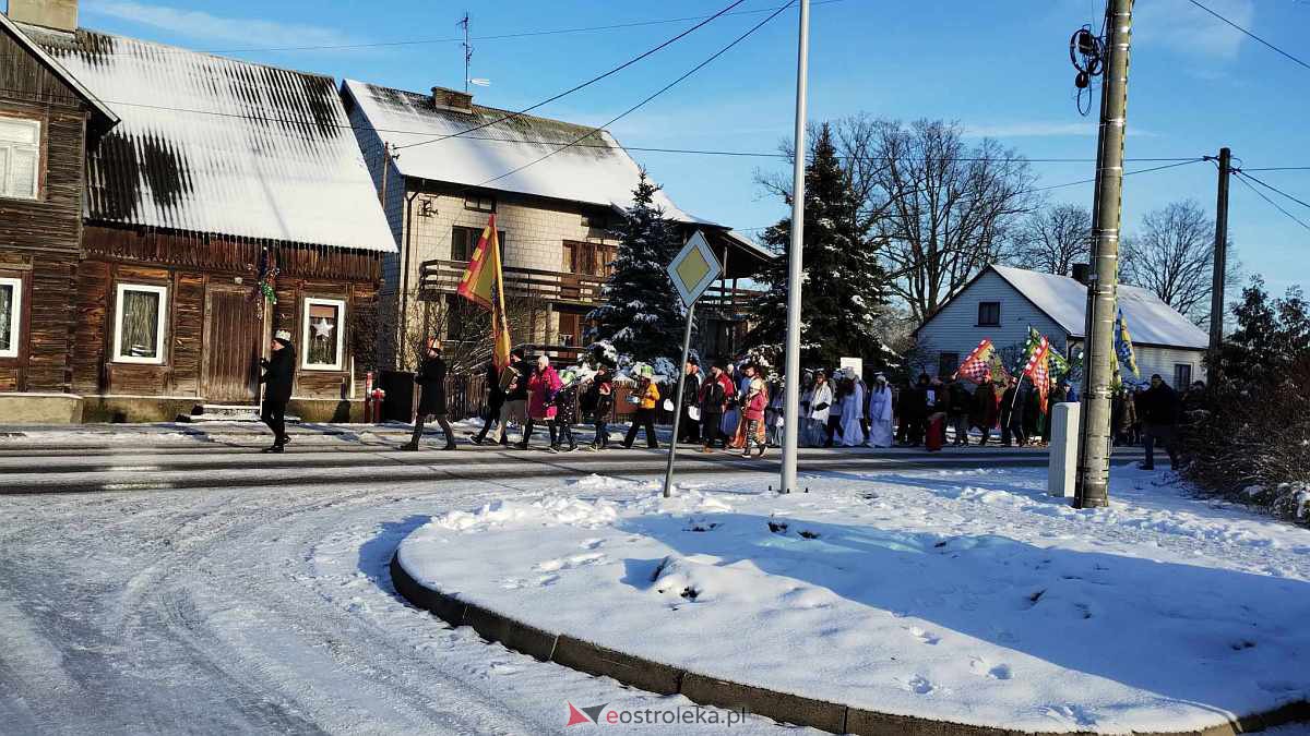 Orszak Trzech Króli w Baranowie [6.01.2024] - zdjęcie #166 - eOstroleka.pl