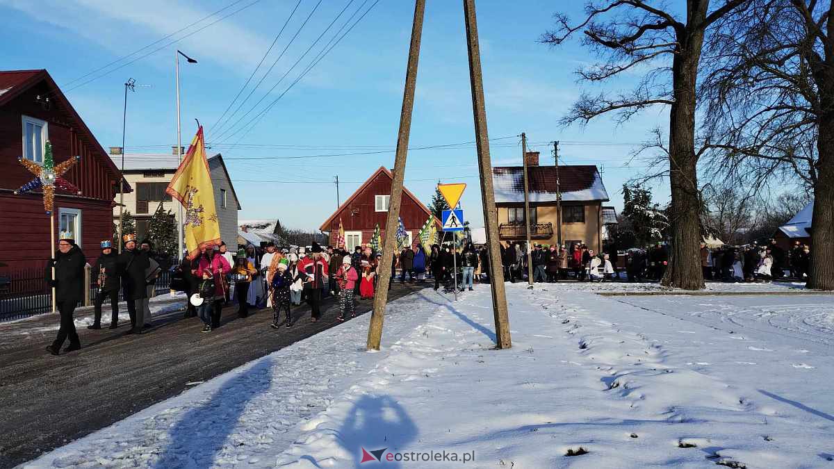 Orszak Trzech Króli w Baranowie [6.01.2024] - zdjęcie #162 - eOstroleka.pl