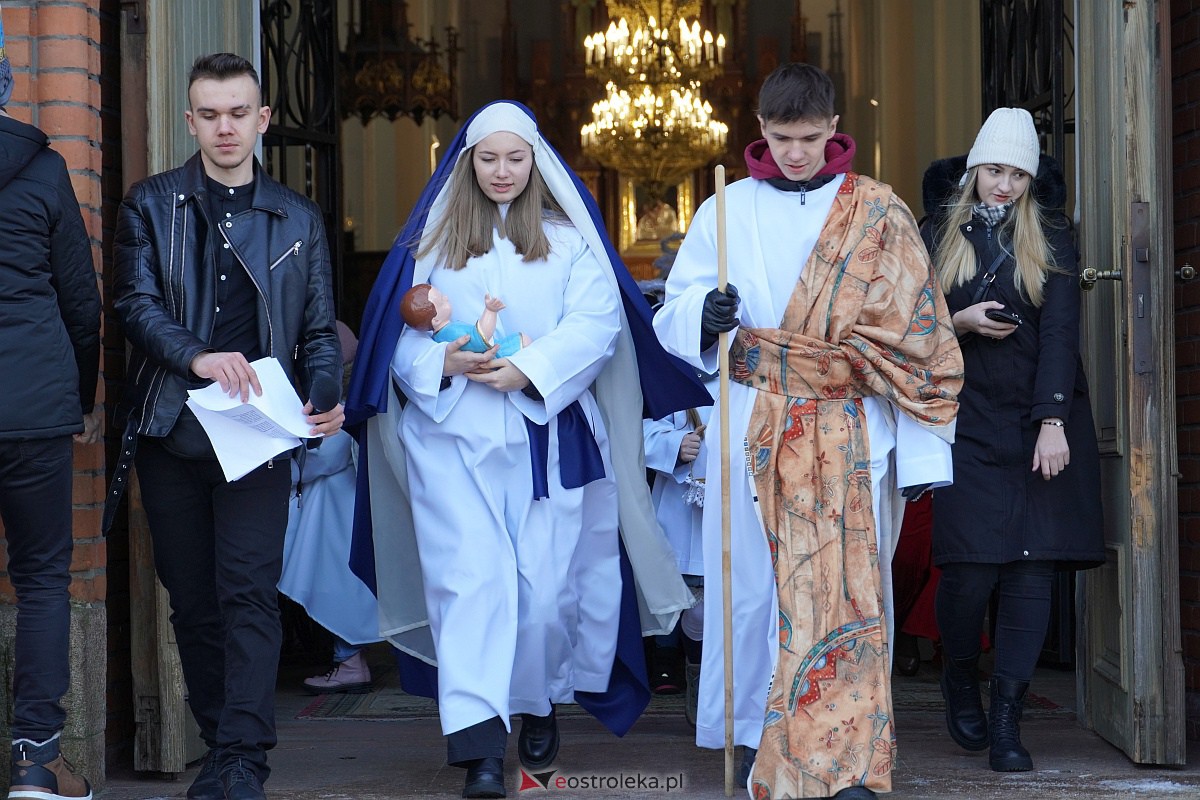 Orszak Trzech Króli w Baranowie [6.01.2024] - zdjęcie #169 - eOstroleka.pl