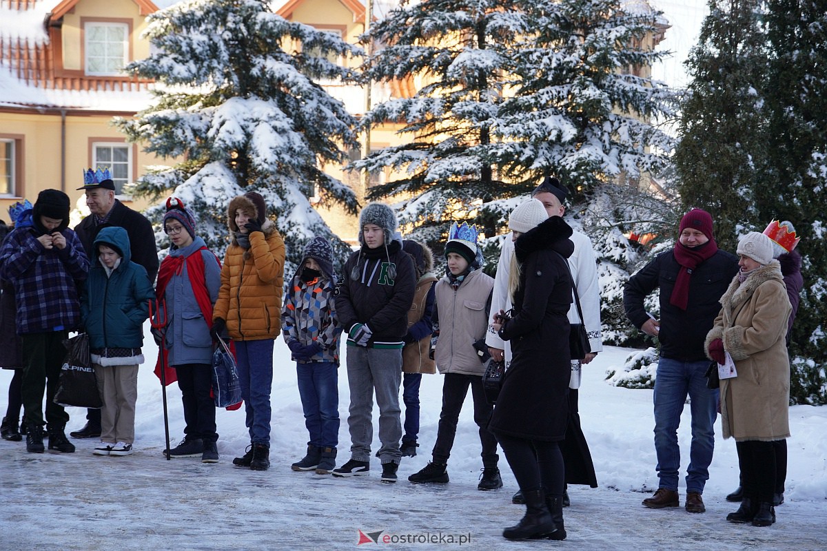 Orszak Trzech Króli w Baranowie [6.01.2024] - zdjęcie #150 - eOstroleka.pl