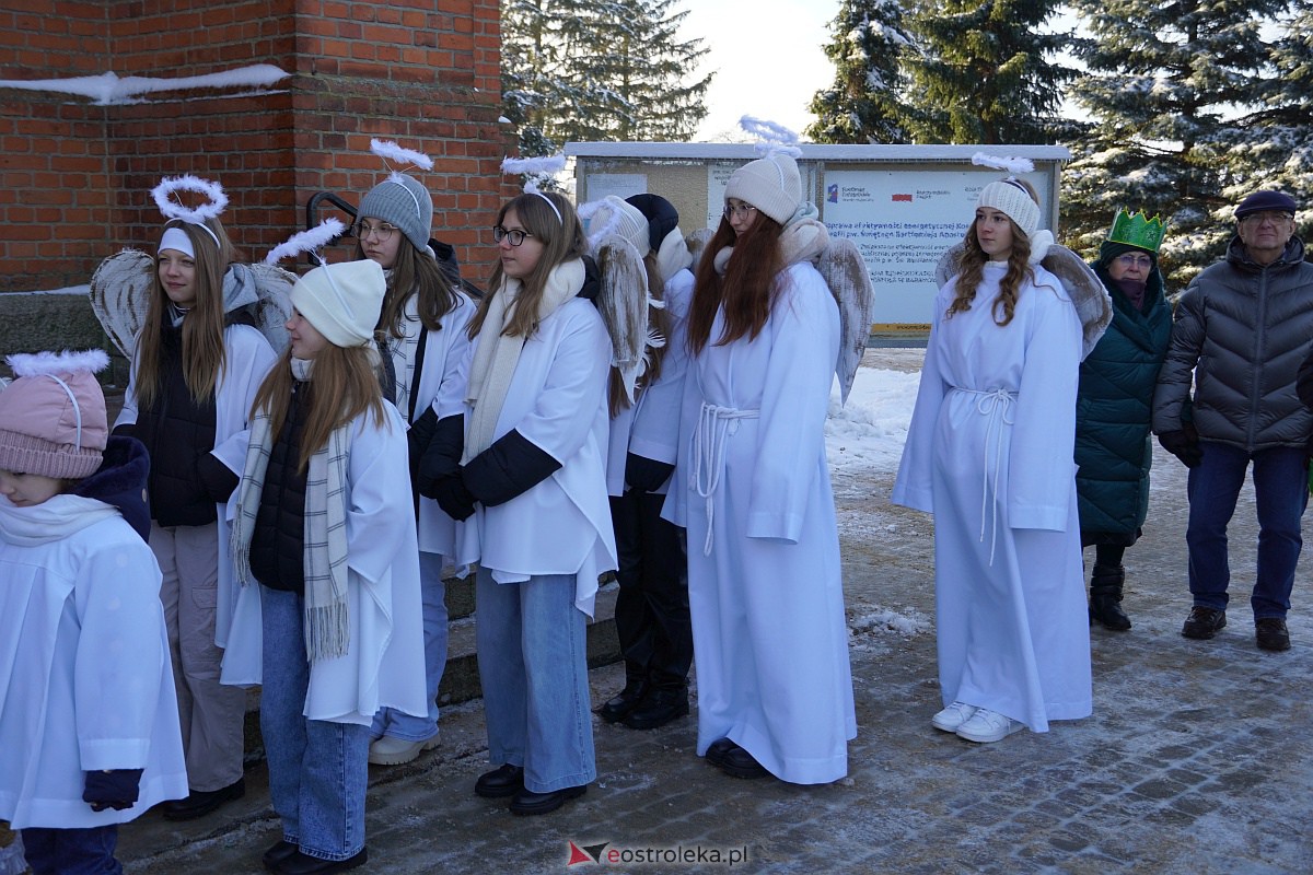 Orszak Trzech Króli w Baranowie [6.01.2024] - zdjęcie #136 - eOstroleka.pl