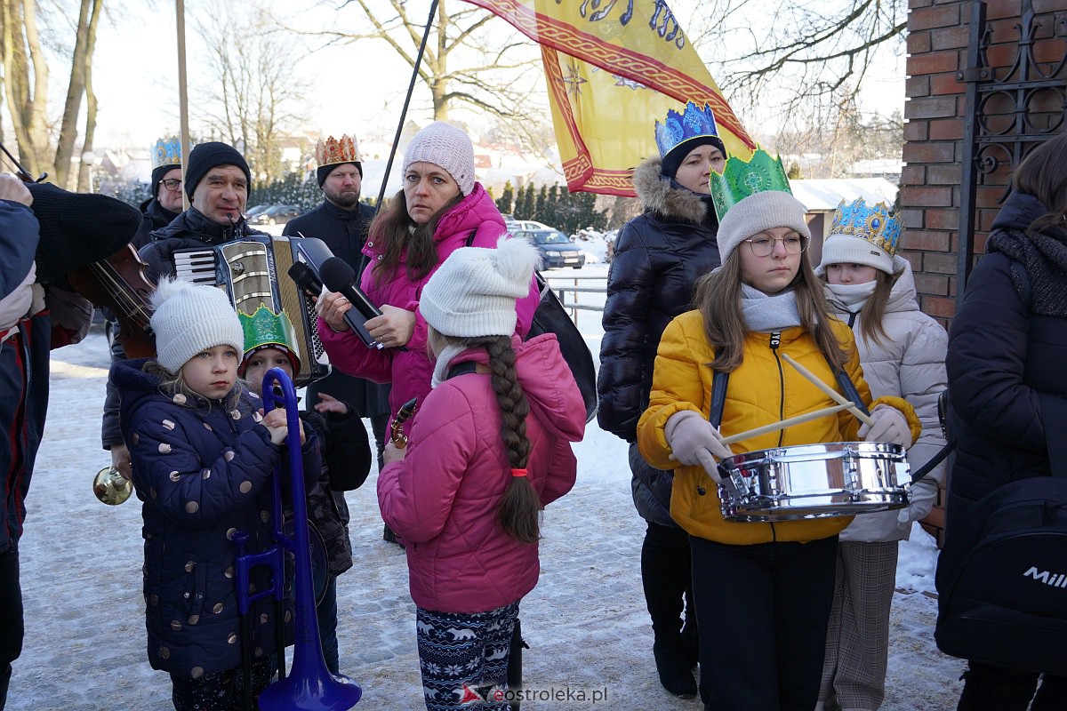 Orszak Trzech Króli w Baranowie [6.01.2024] - zdjęcie #130 - eOstroleka.pl