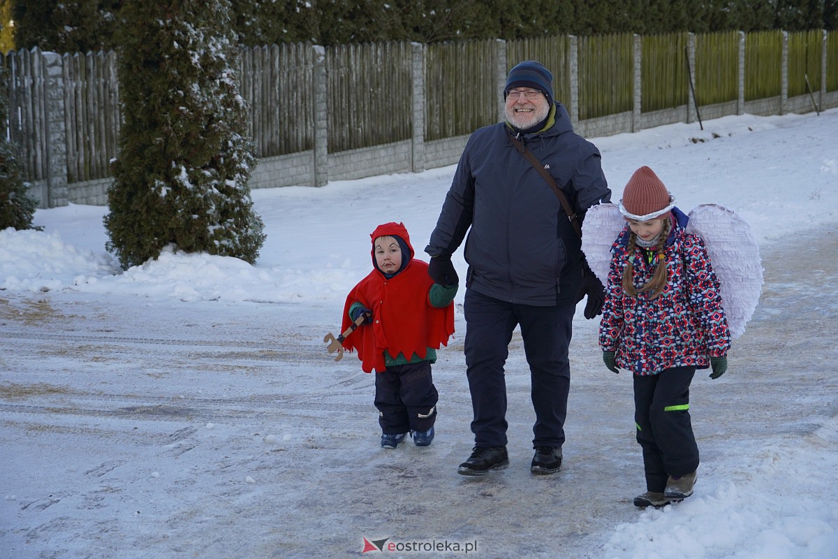 Orszak Trzech Króli w Baranowie [6.01.2024] - zdjęcie #129 - eOstroleka.pl