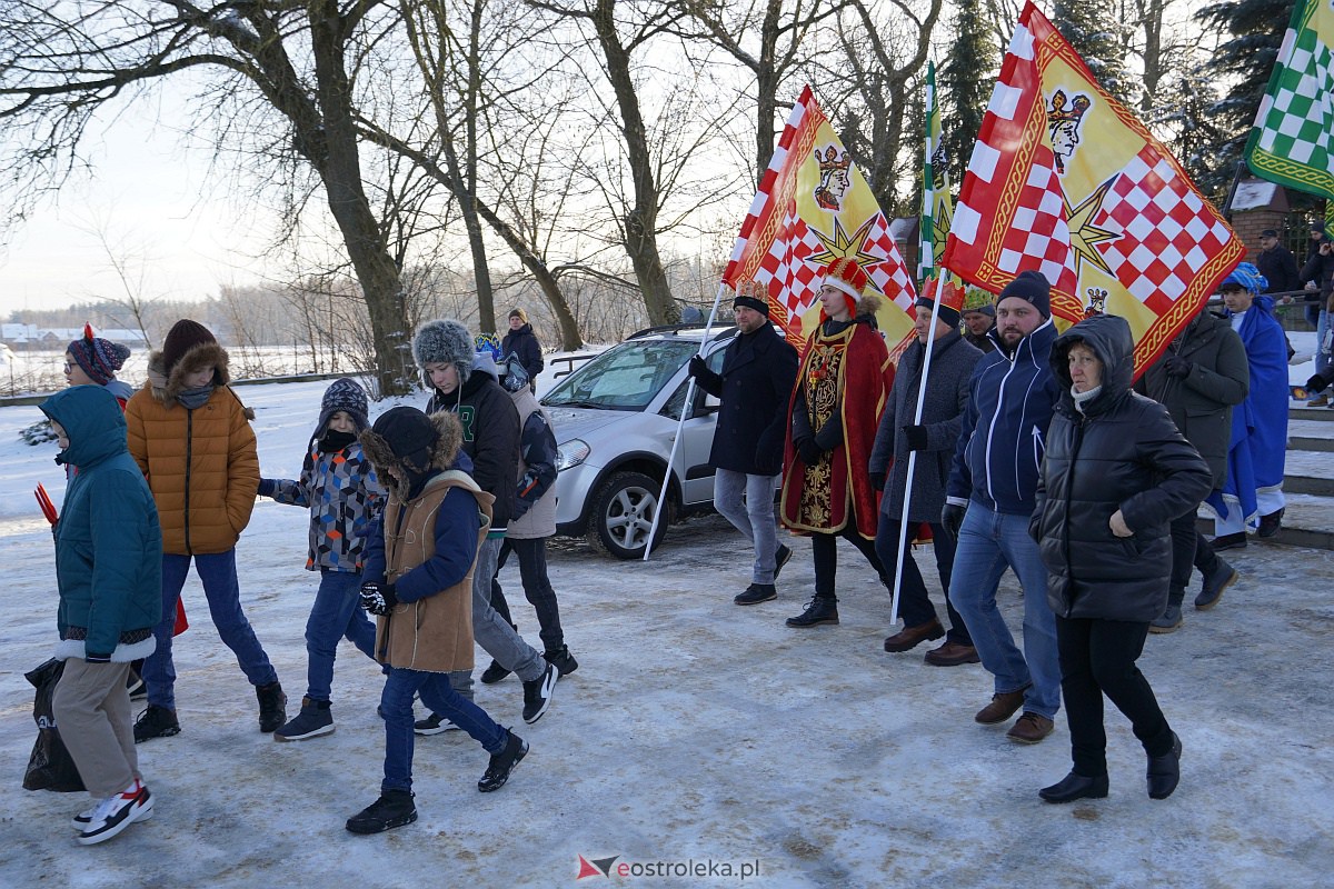 Orszak Trzech Króli w Baranowie [6.01.2024] - zdjęcie #111 - eOstroleka.pl