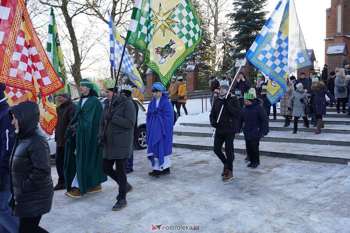 Orszak Trzech Króli w Baranowie [6.01.2024] - zdjęcie #105 - eOstroleka.pl