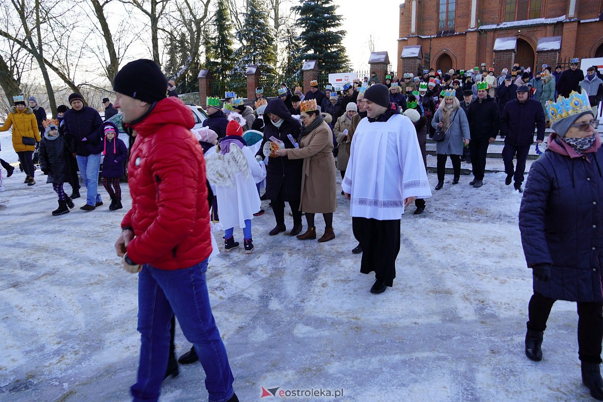 Orszak Trzech Króli w Baranowie [6.01.2024] - zdjęcie #83 - eOstroleka.pl