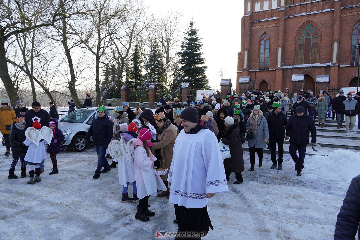 Orszak Trzech Króli w Baranowie [6.01.2024] - zdjęcie #81 - eOstroleka.pl
