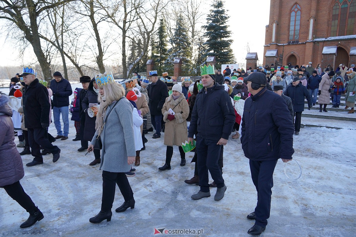Orszak Trzech Króli w Baranowie [6.01.2024] - zdjęcie #73 - eOstroleka.pl