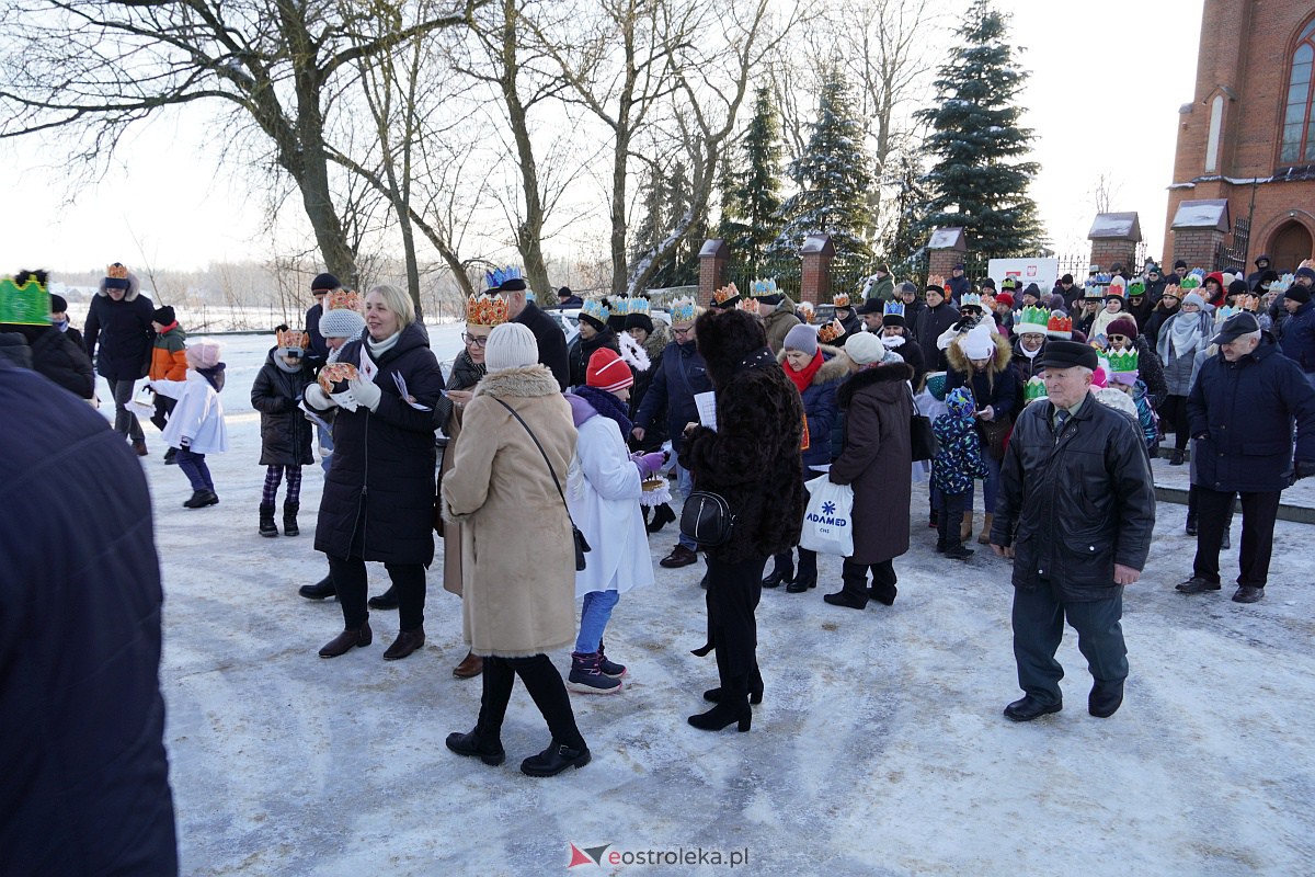 Orszak Trzech Króli w Baranowie [6.01.2024] - zdjęcie #69 - eOstroleka.pl