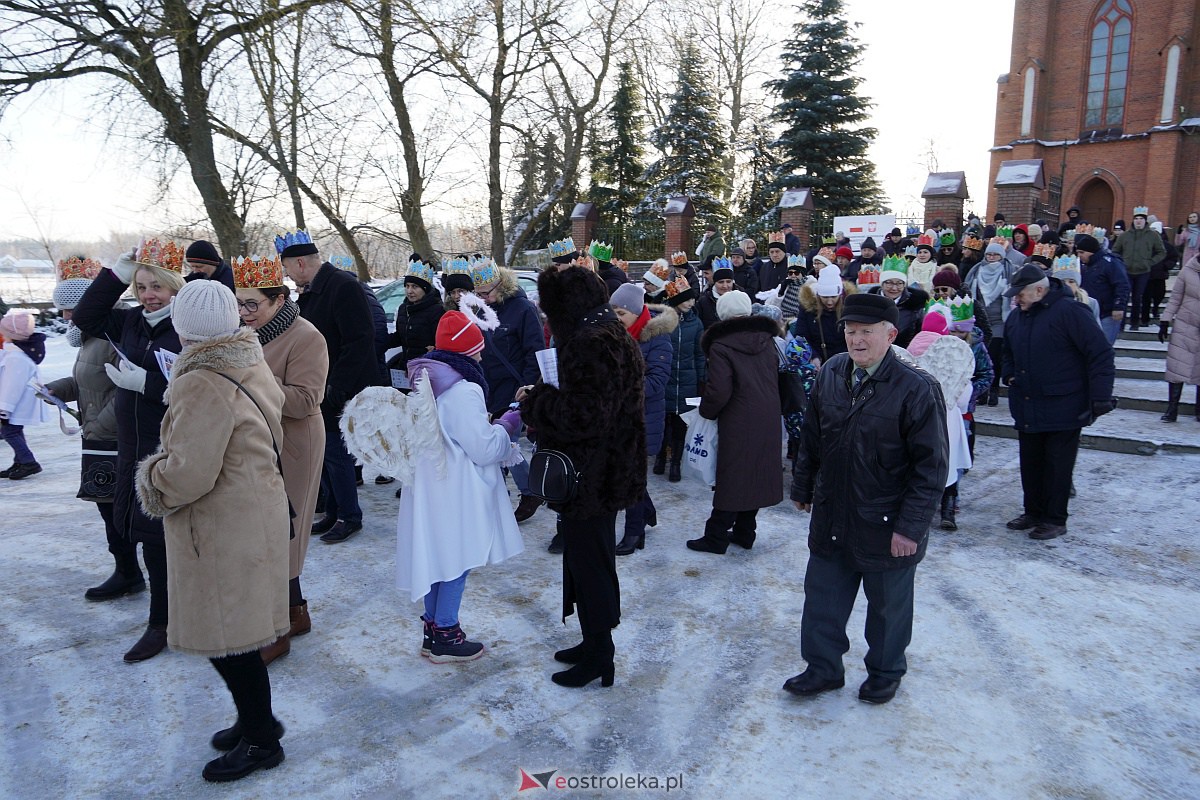 Orszak Trzech Króli w Baranowie [6.01.2024] - zdjęcie #67 - eOstroleka.pl