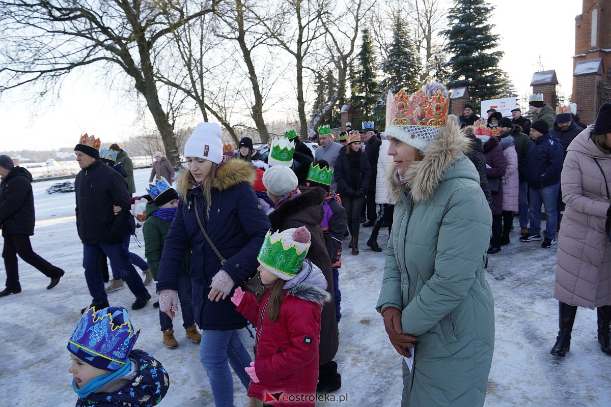 Orszak Trzech Króli w Baranowie [6.01.2024] - zdjęcie #49 - eOstroleka.pl