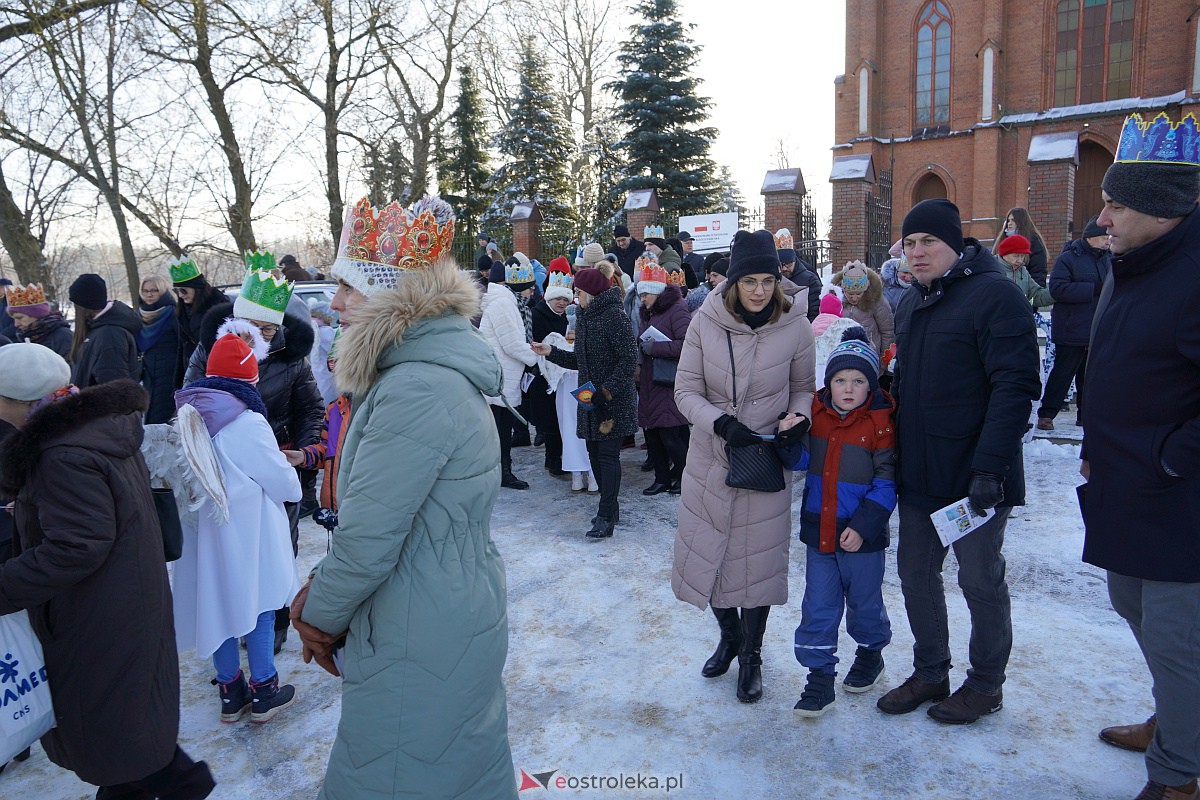 Orszak Trzech Króli w Baranowie [6.01.2024] - zdjęcie #47 - eOstroleka.pl