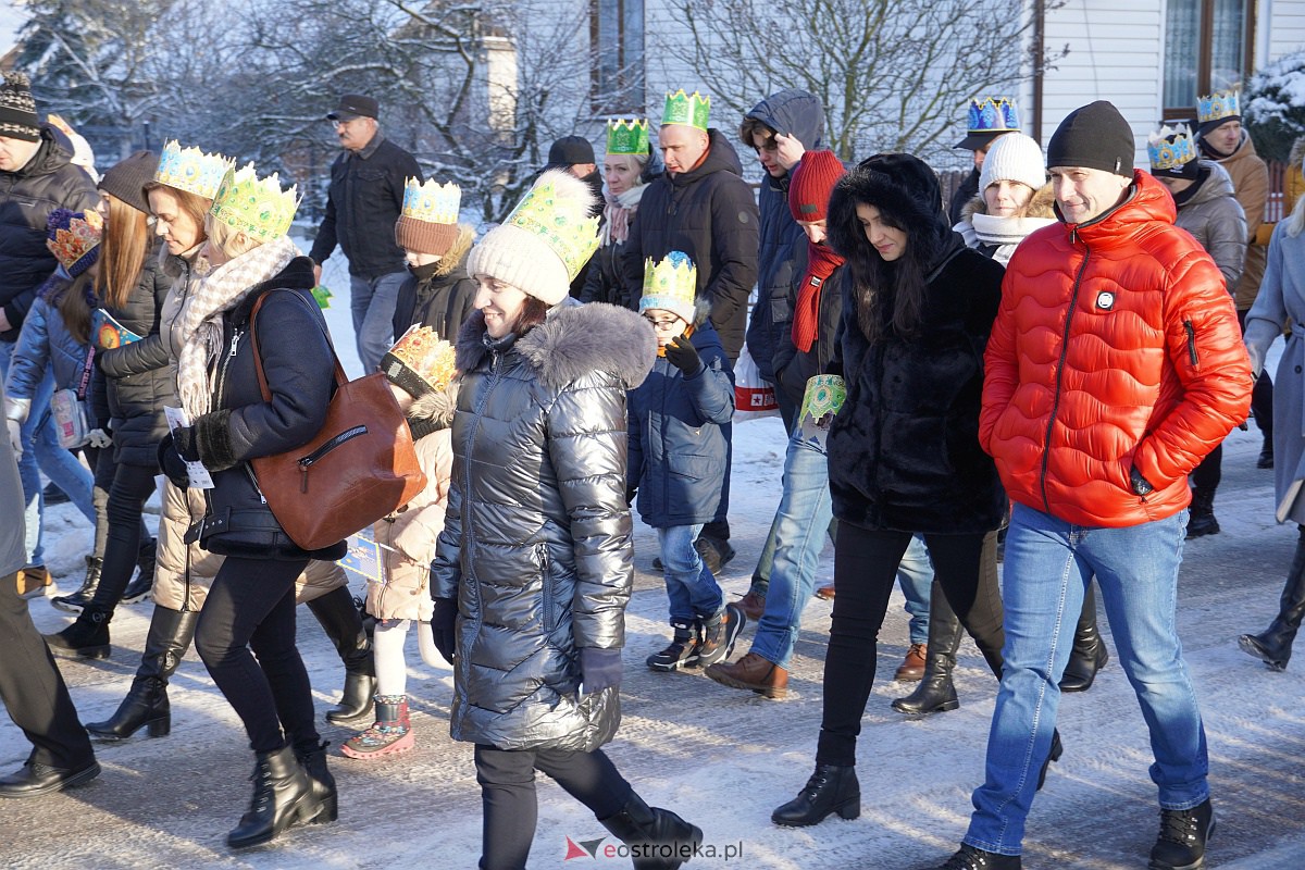 Orszak Trzech Króli w Baranowie [6.01.2024] - zdjęcie #74 - eOstroleka.pl