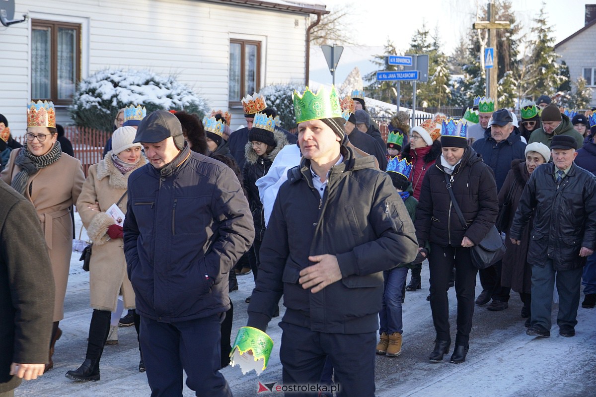Orszak Trzech Króli w Baranowie [6.01.2024] - zdjęcie #66 - eOstroleka.pl
