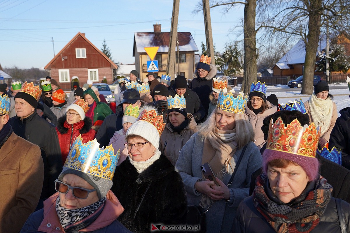 Orszak Trzech Króli w Baranowie [6.01.2024] - zdjęcie #11 - eOstroleka.pl