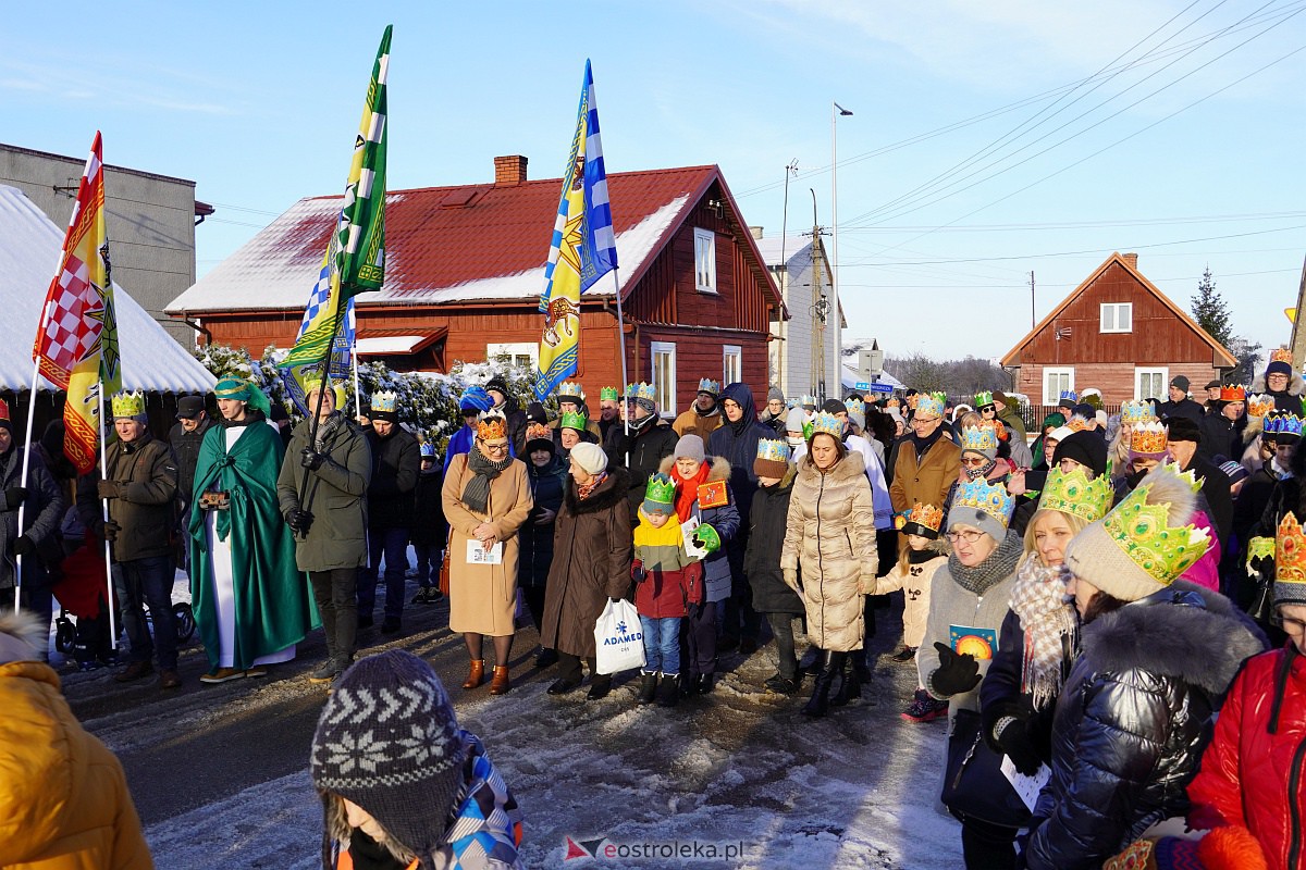 Orszak Trzech Króli w Baranowie [6.01.2024] - zdjęcie #4 - eOstroleka.pl