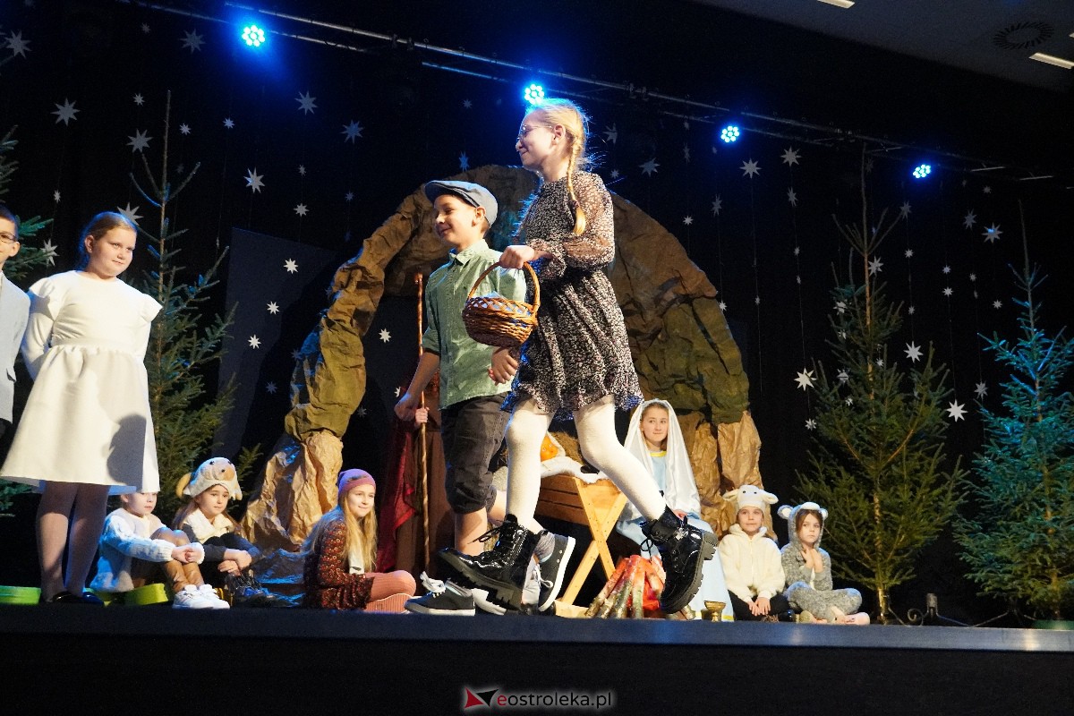 Orszak Trzech Króli w Myszyńcu [06.01.2024] - zdjęcie #207 - eOstroleka.pl