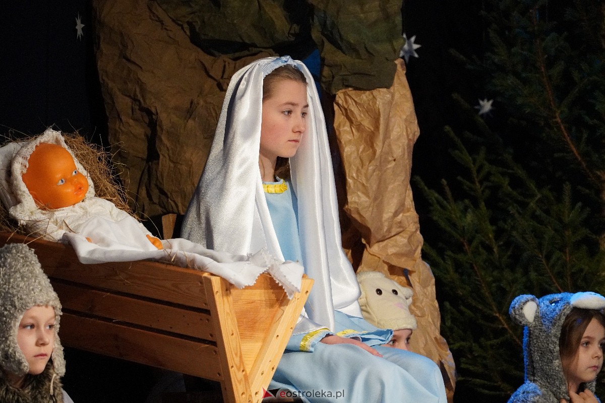 Orszak Trzech Króli w Myszyńcu [06.01.2024] - zdjęcie #77 - eOstroleka.pl