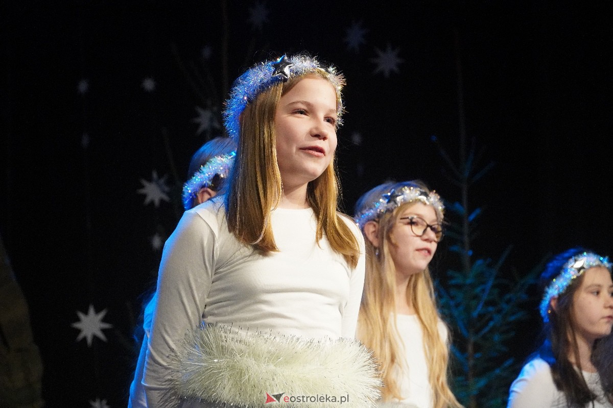 Orszak Trzech Króli w Myszyńcu [06.01.2024] - zdjęcie #57 - eOstroleka.pl