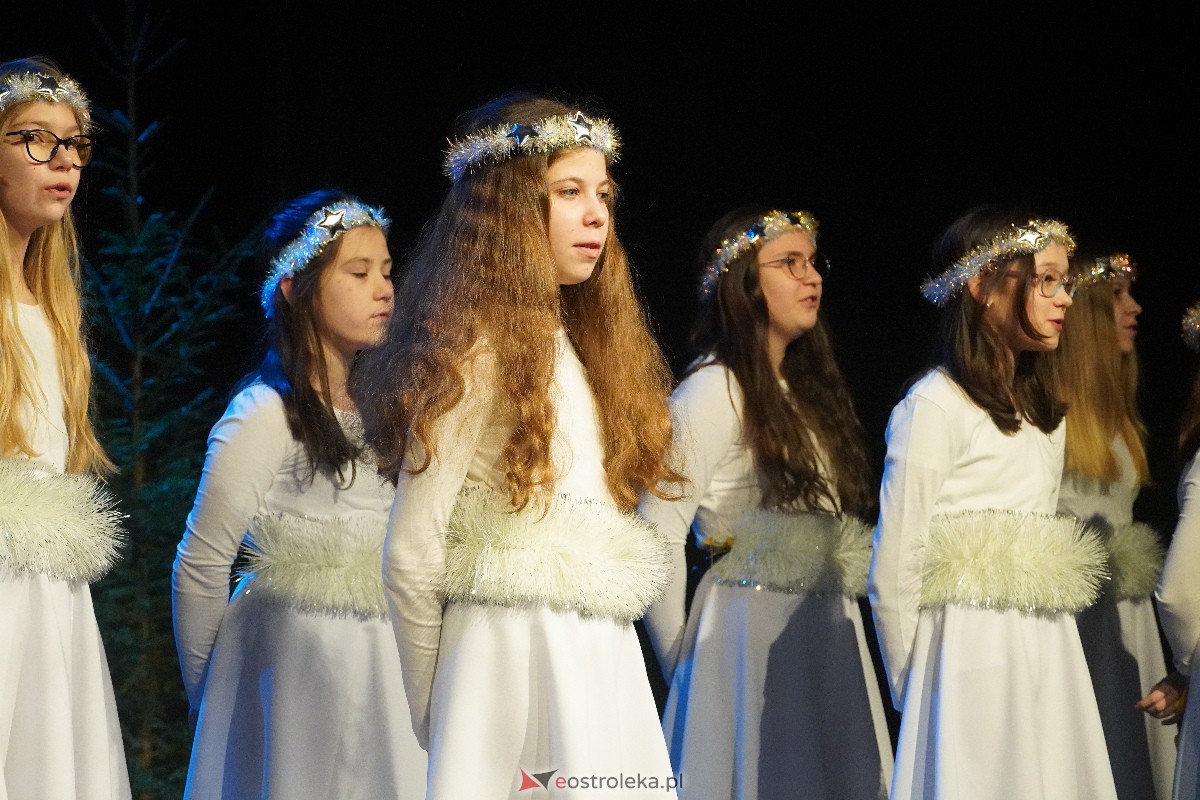 Orszak Trzech Króli w Myszyńcu [06.01.2024] - zdjęcie #122 - eOstroleka.pl